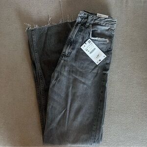 Zara Gray Distressed Jeans